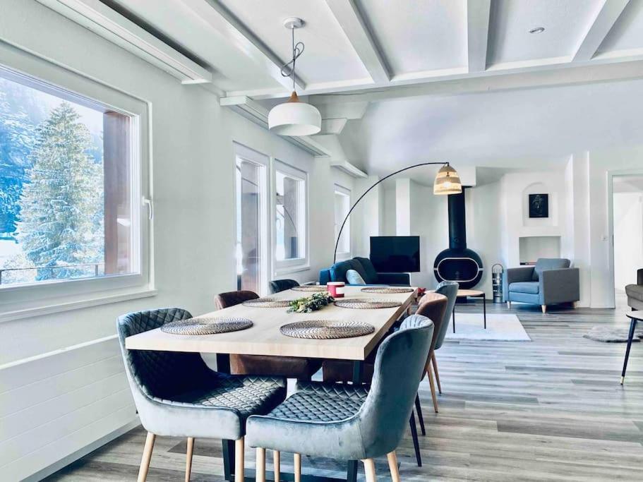 Unique Penthouse With Gallery And Mountain View Kandersteg Exterior photo